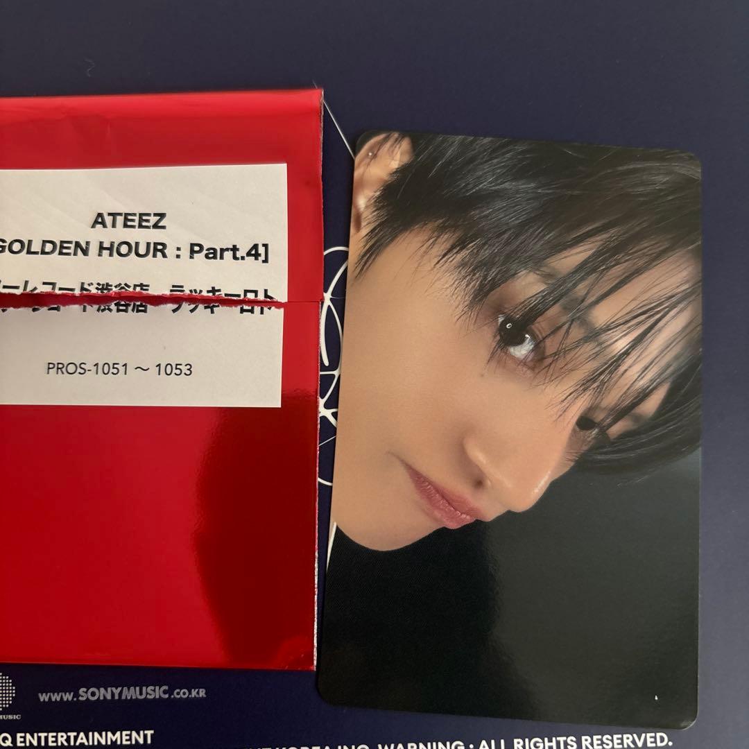 ATEEZ ウヨン トレカ - メルカリ