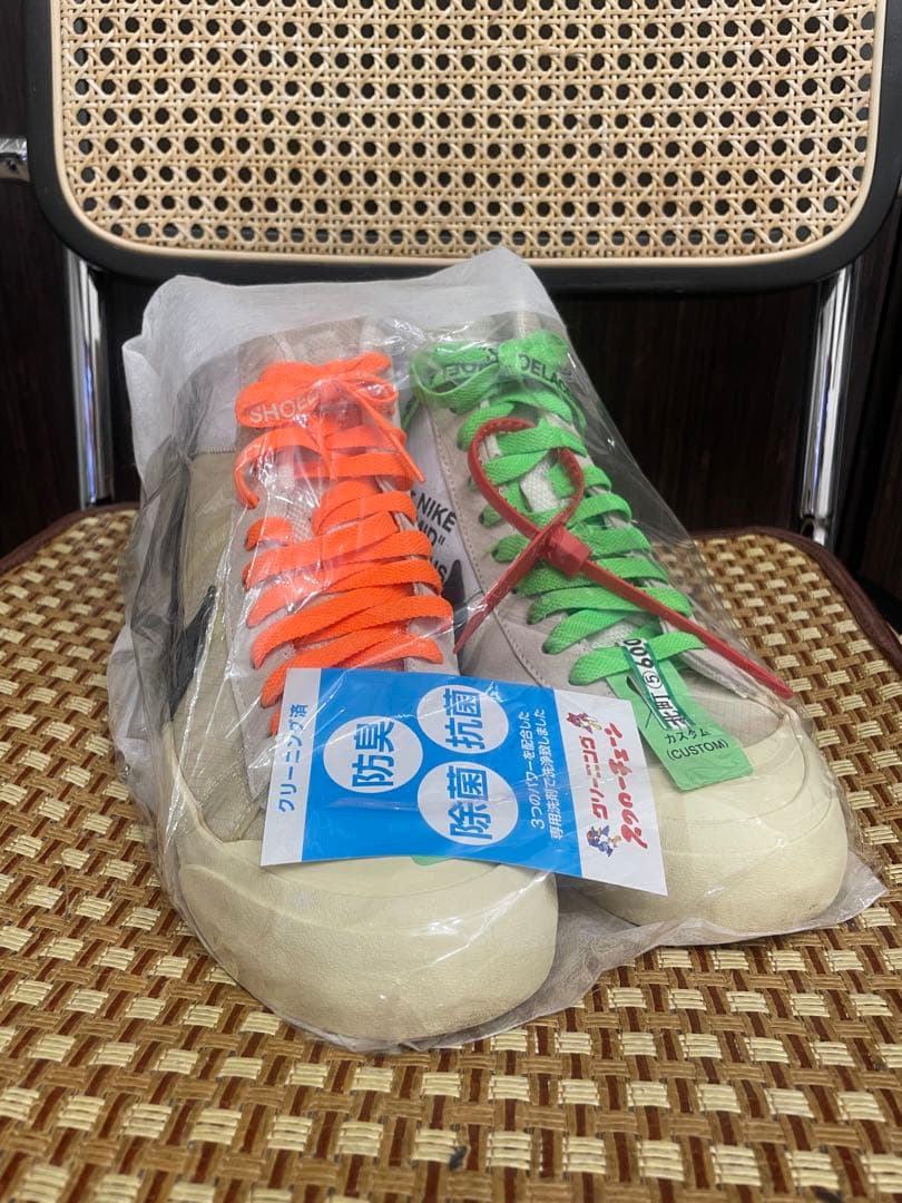 NIKEスニーカー（off-whiteとのコラボ）