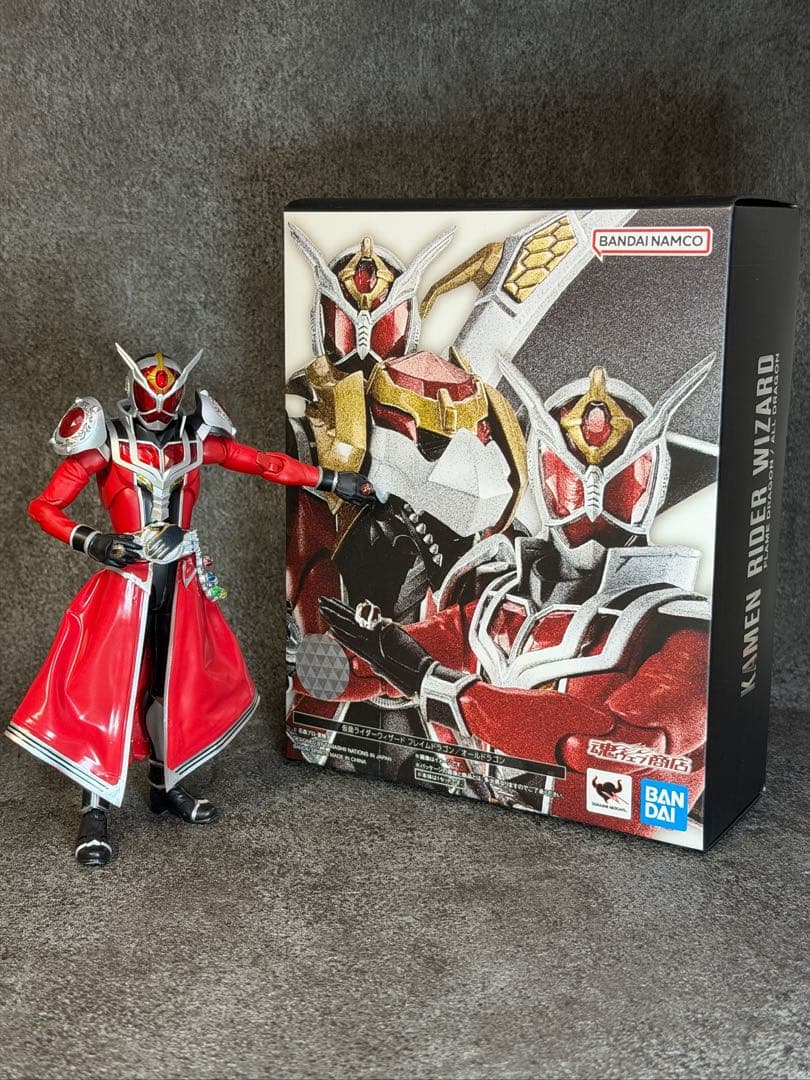 S.H.（真骨彫製法） 仮面ライダーウィザード フレイムドラゴン／オールドラゴン