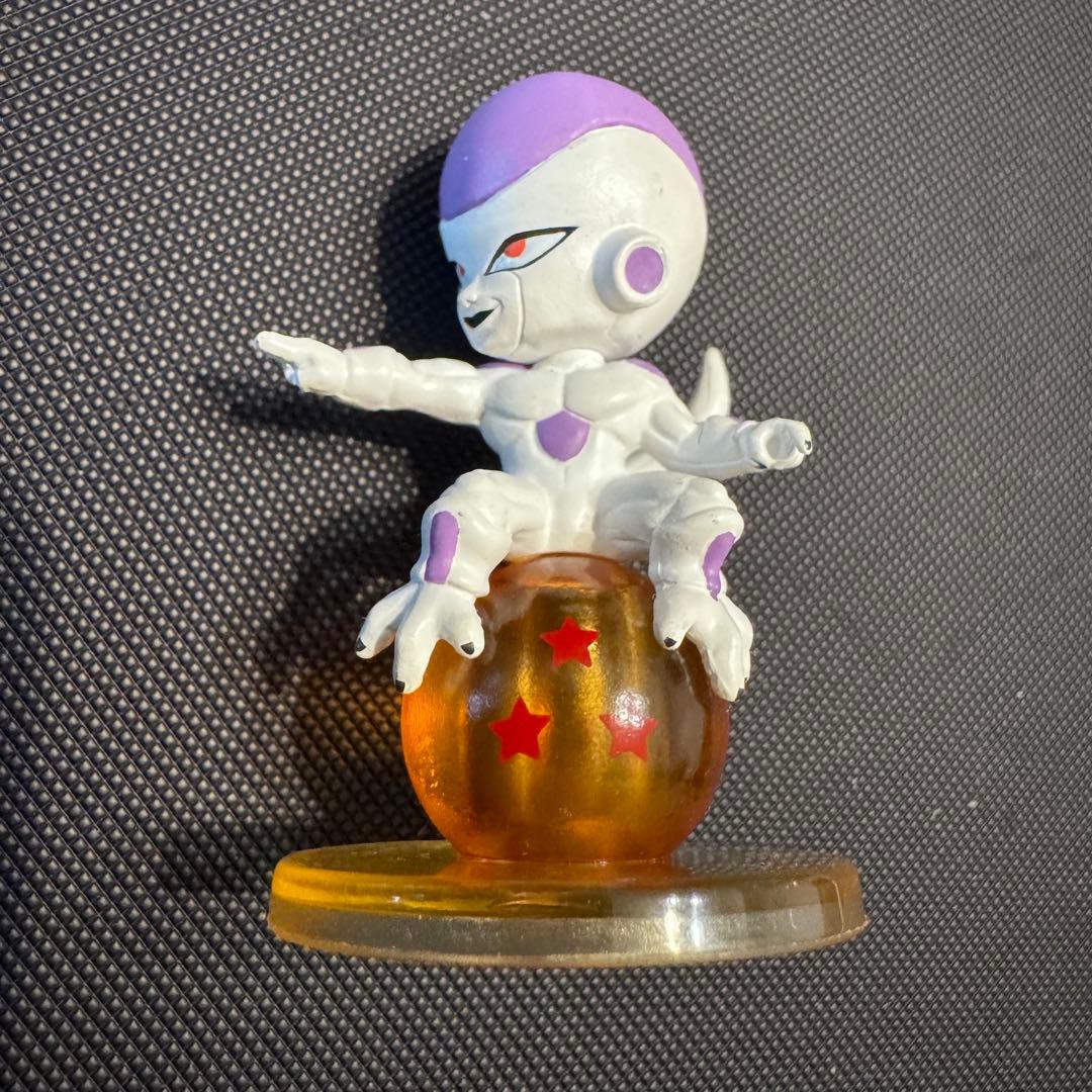 ドラゴンボール キャラプッチ フリーザ 最終形態 - メルカリ