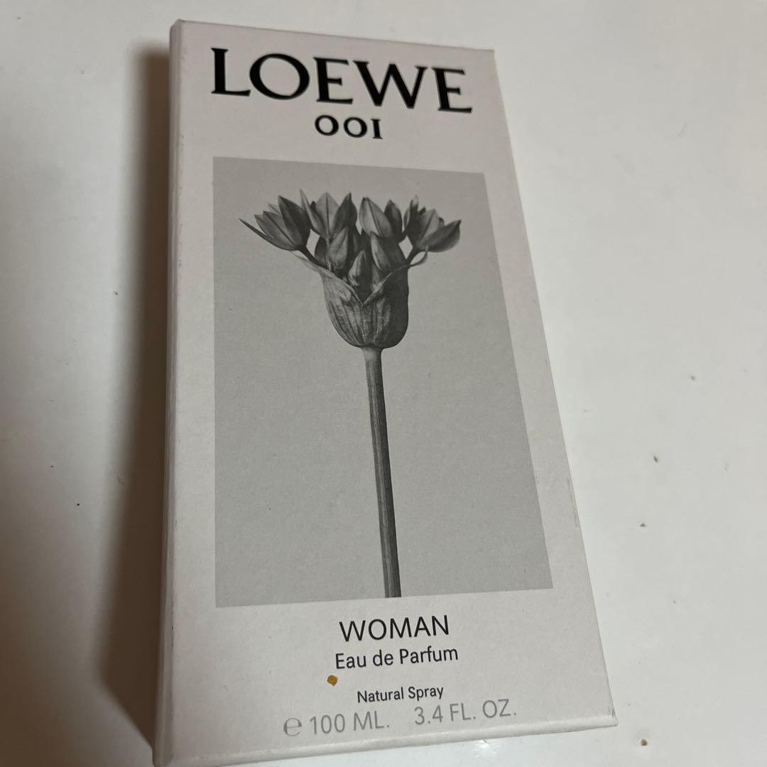LOEWE香水 001 WOMAN