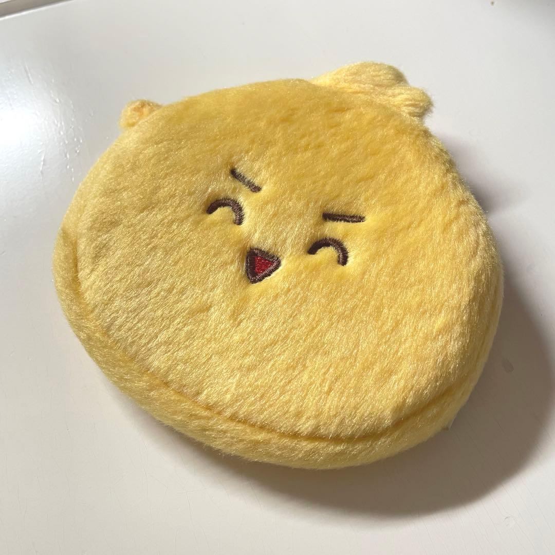 EXO セフン ひよこポーチ - メルカリ