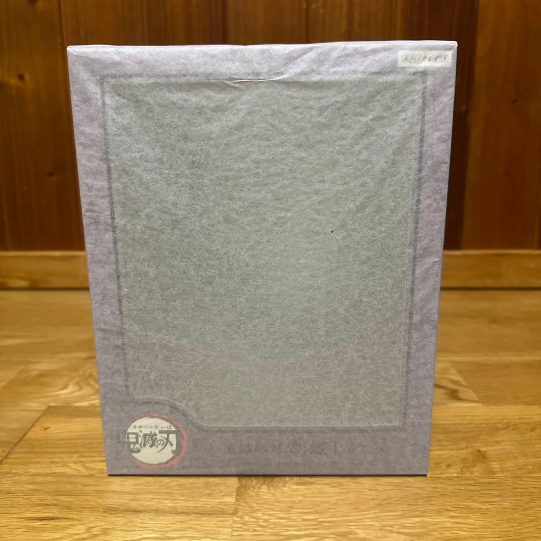 鬼滅の刃　胡蝶しのぶ　1/8スケールフィギュア