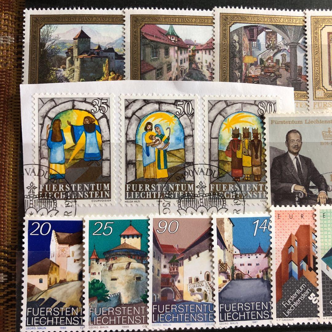 リヒテンシュタイン公国の切手33種 鑑賞シート入り ヨーロッパの小国の