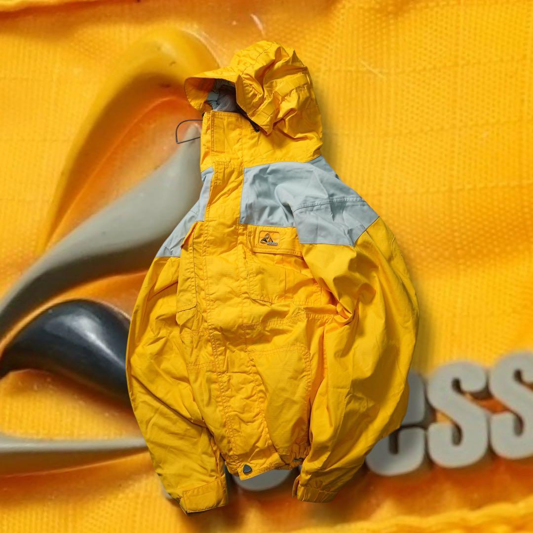 00s BURTON archive shell jacket 短丈 テック系