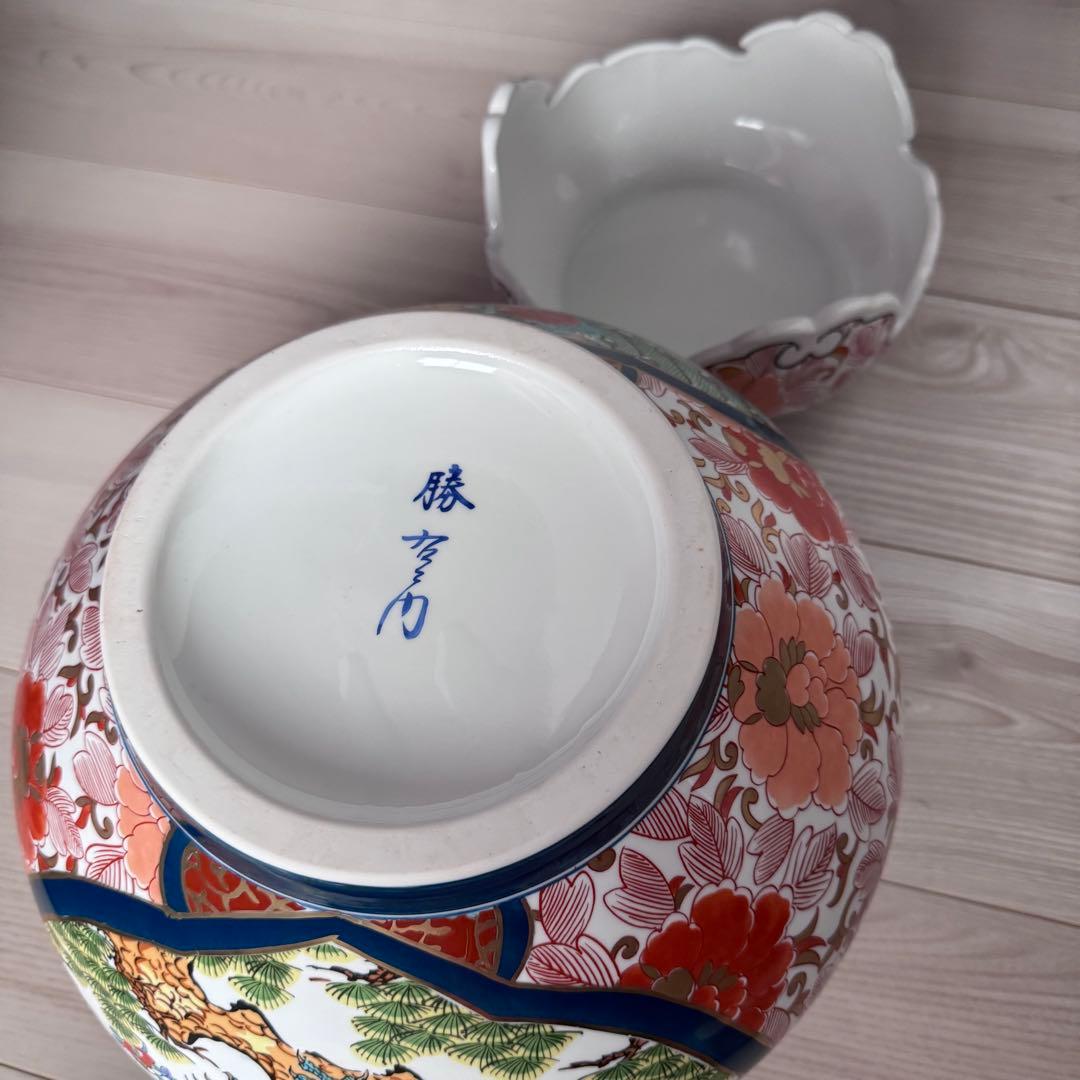 有田焼 勝右衛門作 染錦 金彩色絵花鳥紋 沈香壷 飾壺 - メルカリ