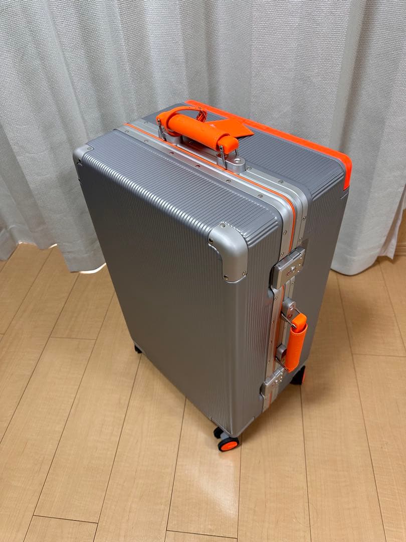 最終値下げ!!!! お買い得!!アルミフレームキャリーケース 60Lサイズ