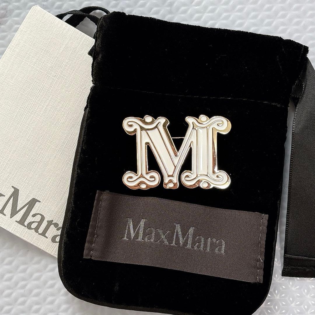 【新品未使用】 MaxMara ブローチ Max Mara - 25SS新作 新品MaxMara クリスタルブローチ フローラルの