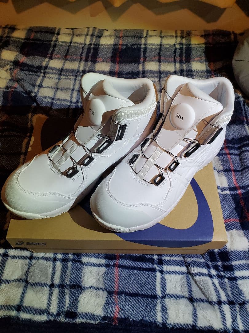 27.0cm　アシックス　CP304　Boa　ホワイト　　限定色　ウィンジョブ