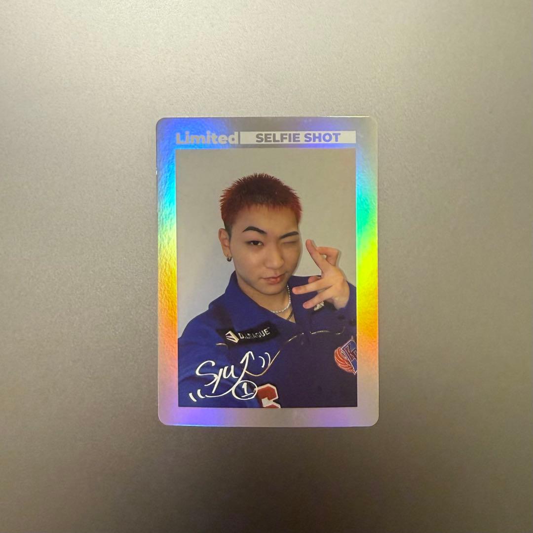 Dリーグ トレカ KADOKAWA DREAMS syuichi キラ - メルカリ