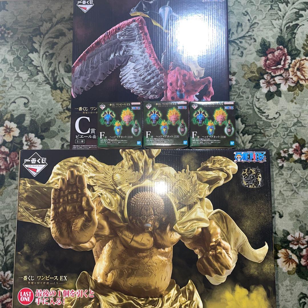 ワンピース　一番くじ　ラストワン　Ｃ賞 Ｆ賞 一番くじ ワンピース EX 悪魔を宿す者達 vol.3」のラストワン賞は黄金