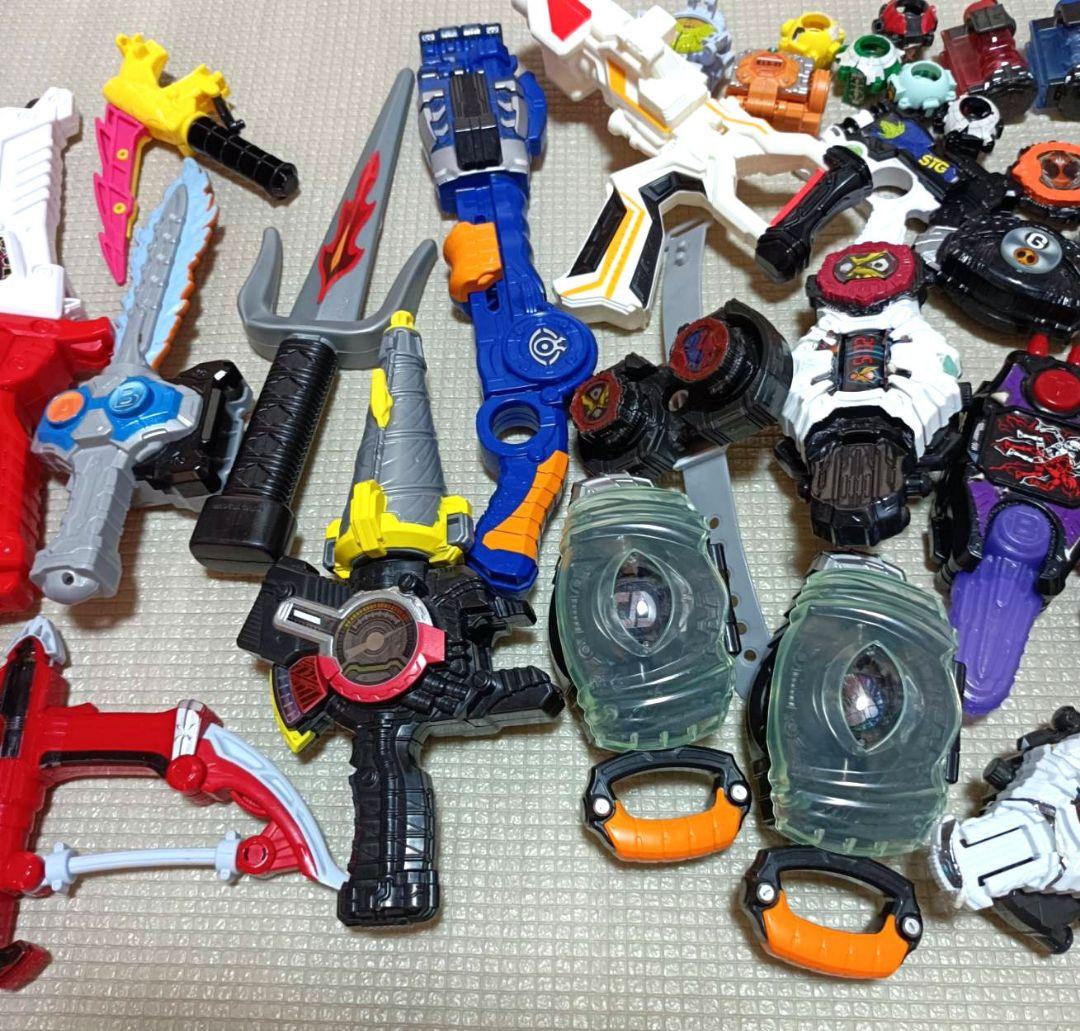 まとめ売り】仮面ライダー スーパー戦隊 ミニ武器 セット - メルカリ