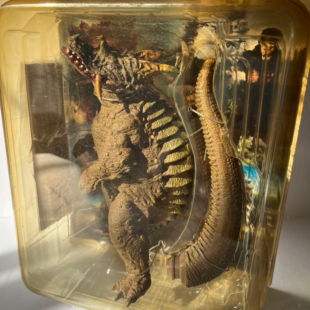 地底怪獣パゴス　ウルトラQフィギュア