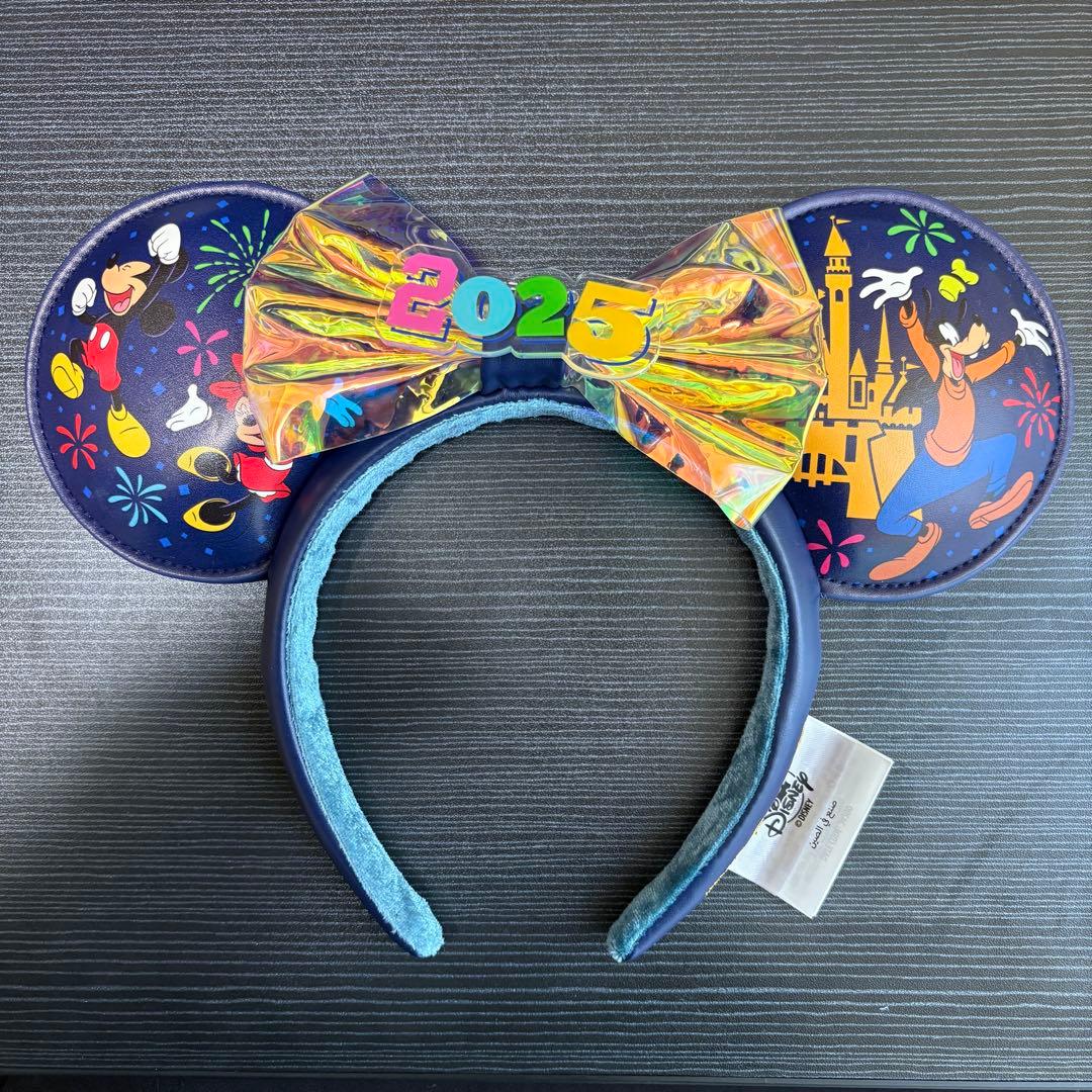 ディズニー カチューシャ アメリカ2025年越しデザイン - メルカリ