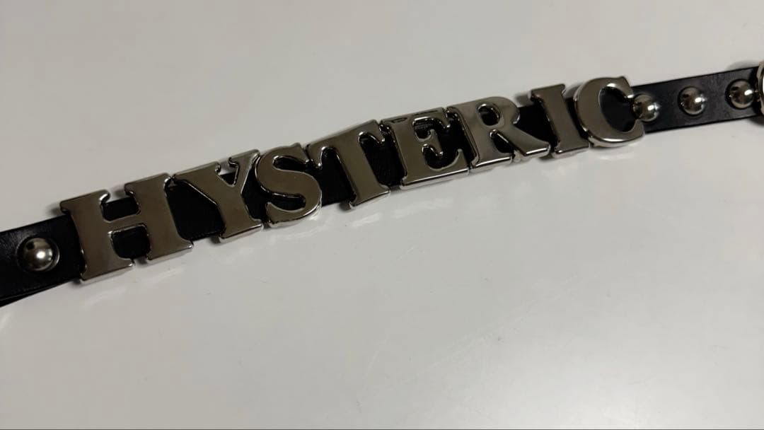 ヒステリックグラマー スタッズ ロゴ 細レザーベルト - メルカリ