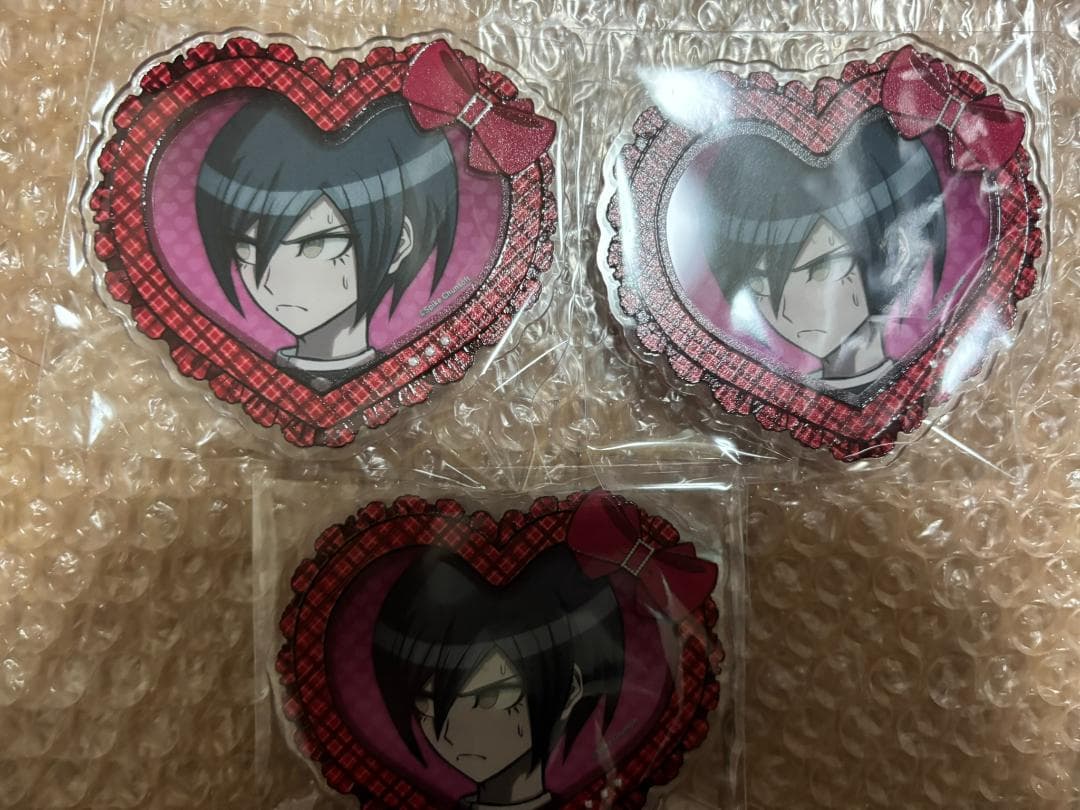 ダンガンロンパ 最原終一 ハート型アクリルバッジ 3個 ダンガンロンパシリーズ ハート型アクリルバッジBOX | 株式会社