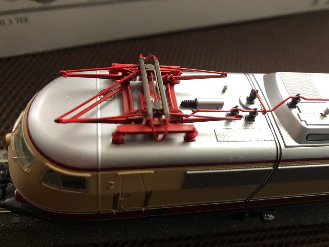 鉄道模型 メルクリン 39573 E103(03)TEE色 ドイツ デジタル - メルカリ