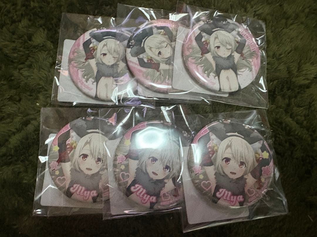 DMM イリヤスフィール・フォン・アインツベルン 缶バッジ - メルカリ