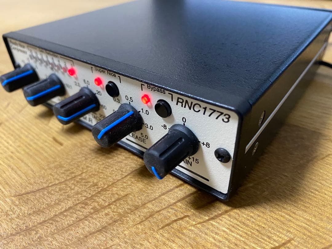 RNC1773 FMR AUDIO コンプレッサー FMR Audio Really Nice Compressor RNC 1773 – BuyOrBorrow Music
