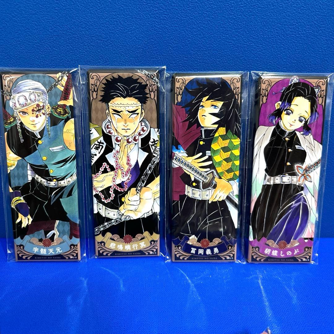 義勇 しのぶ 宇髄 行冥 絵札缶バッジ 鬼滅の刃 ロング缶バッジ 冨岡