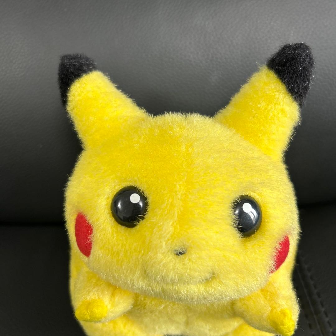 ピカチュウ ぬいぐるみ 初期ピカ TOMY おなかを押すとなくヨ - メルカリ