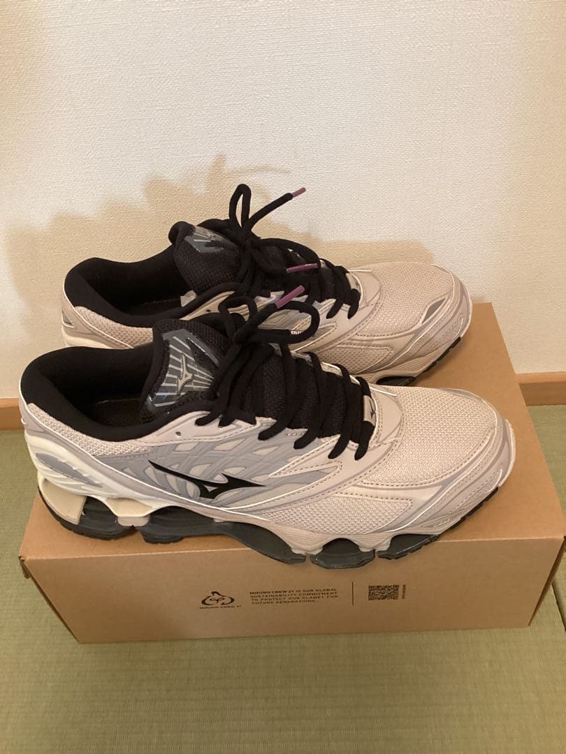 Mizuno Wave Prophecy LS 28.5cm ベージュ/ブラック