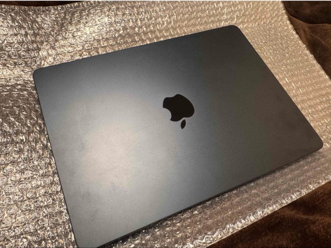 MacBook Air M2 ミッドナイト