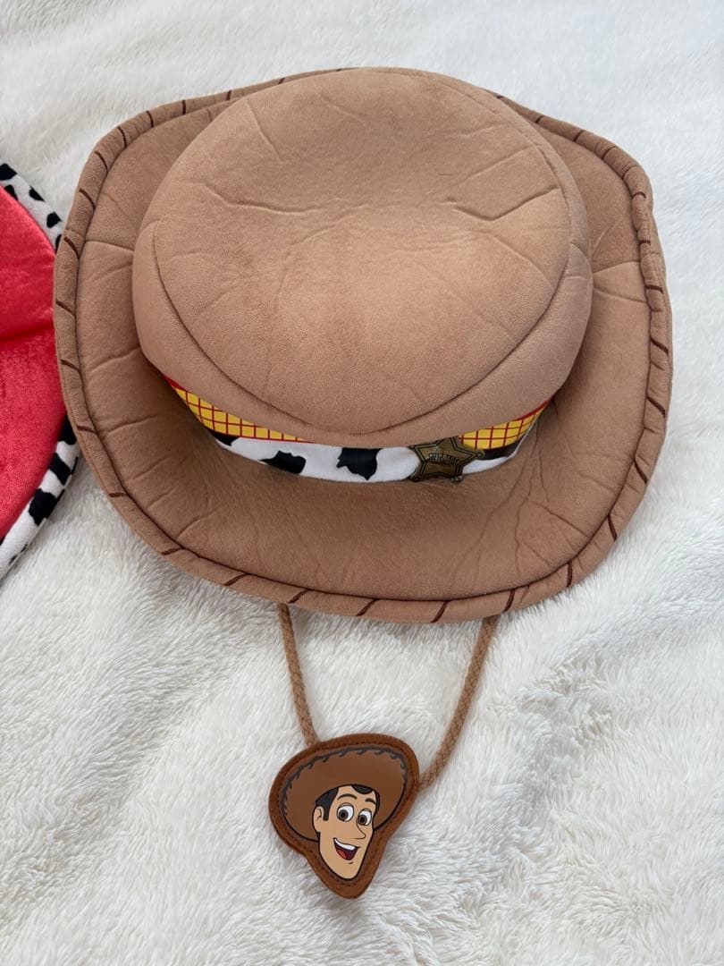 ウッディ ジェシーファンキャップ Disneyトイストーリー2点セット