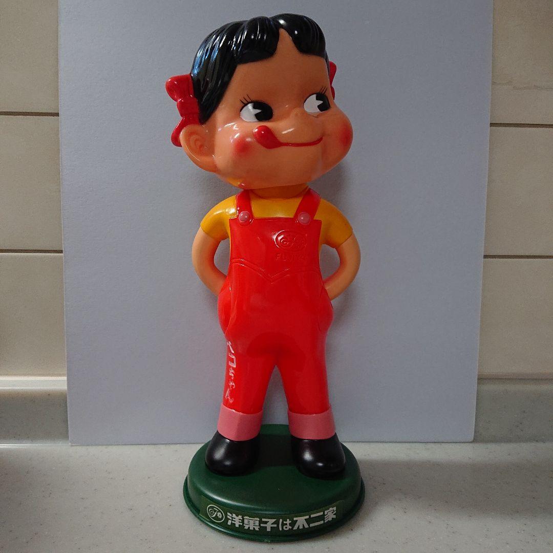 美品】不二家 ペコちゃん 首振り人形 昭和レトロ - メルカリ