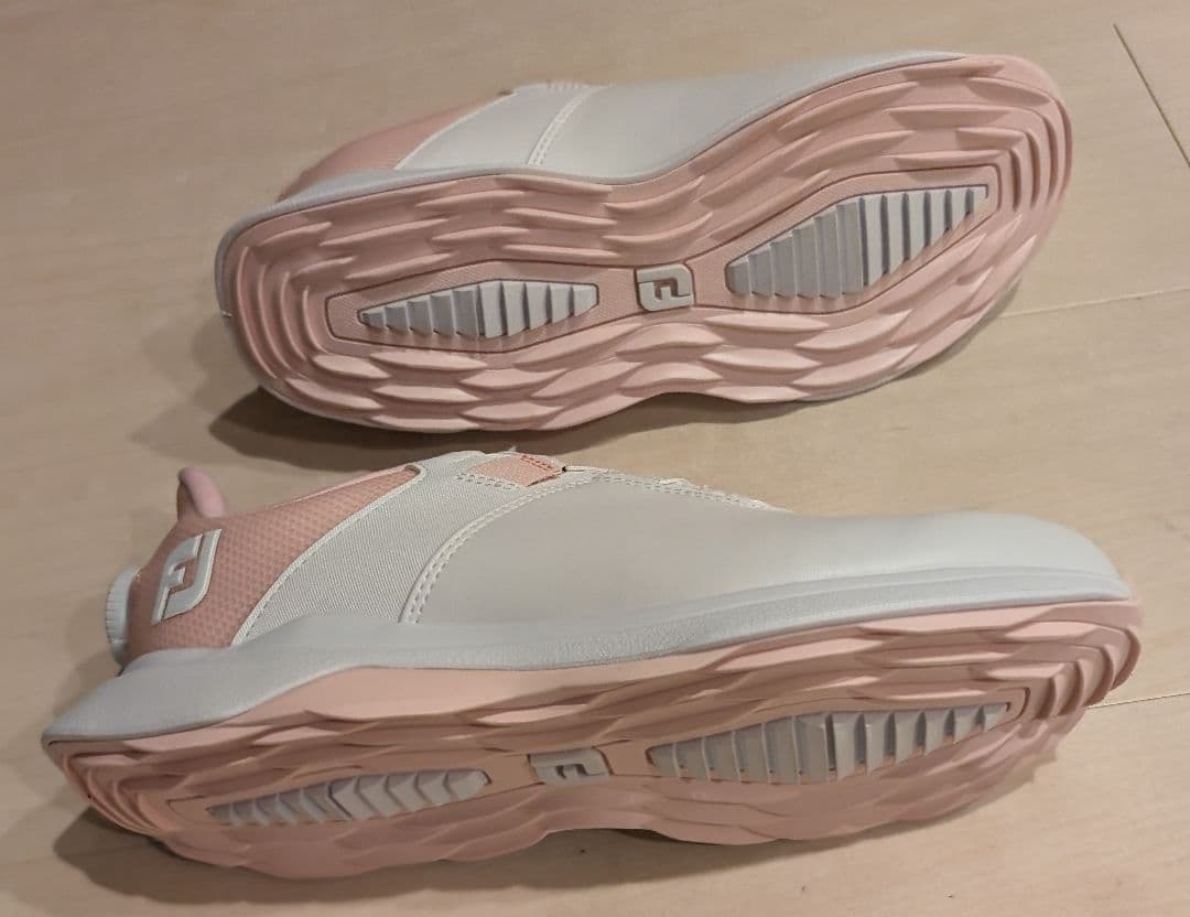 フットジョイ 新品　ゴルフシューズ 24.5cm