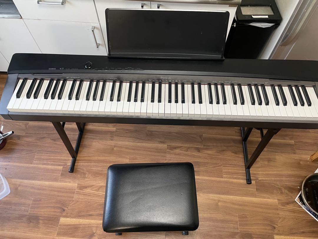 え*s様 CASIO Privia px--130 88鍵盤 電子ピアノ ホワイ