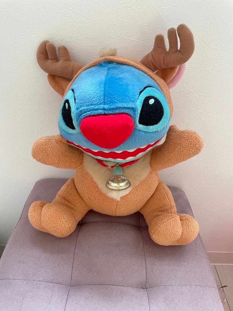 スティッチ　ディズニー　ぬいぐるみ　クリスマス ディズニー スティッチ 動くぬいぐるみ クリスマスサンタ - メルカリ