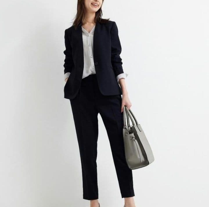 PLST コンフォートリュクス M Lサイズ パンツスーツセットアップ