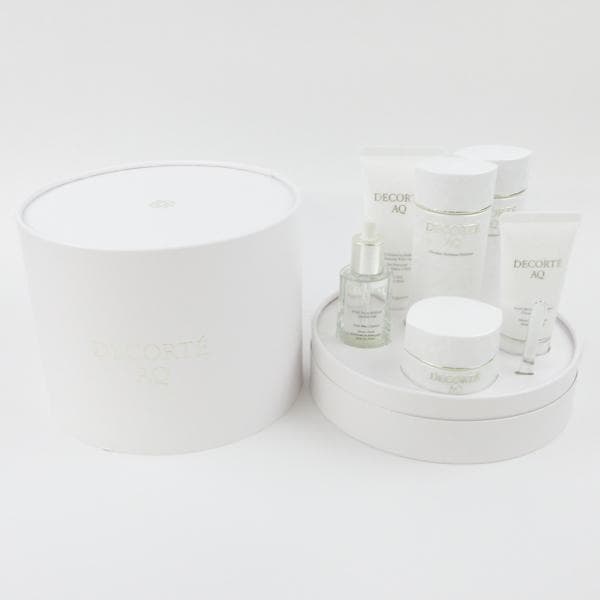 コスメデコルテ ＡＱ ラディアンス コフレ II コスメデコルテ AQ ラディアンス コフレ Ⅱ<2025ホリデーコフレ>｜紹介