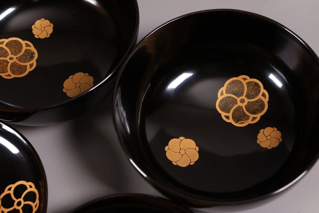 漆芸 木製漆器 捻り梅 金蒔絵 黒塗 御椀 二客 茶懐石道具【MA774