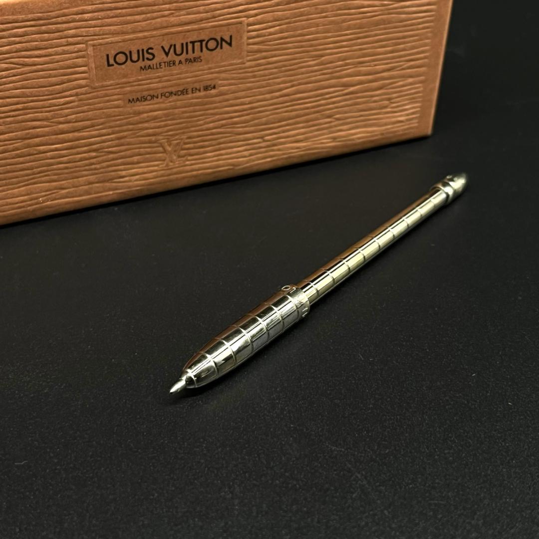 美品 ルイヴィトン ボールペン シルバー 箱付き 替え芯あり