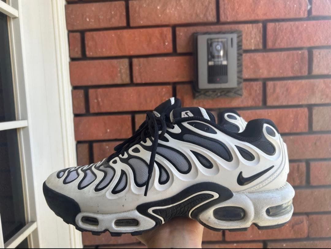 定価22330円【新品】ナイキ エア マックス プラス ドリフト値下げしました‼️