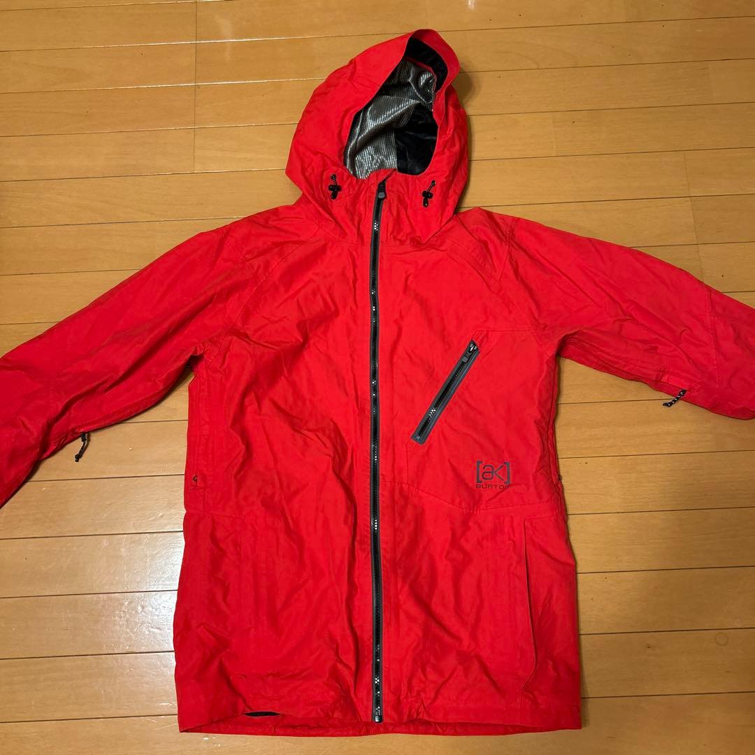 Burton ak X-small Goretex 上のみ