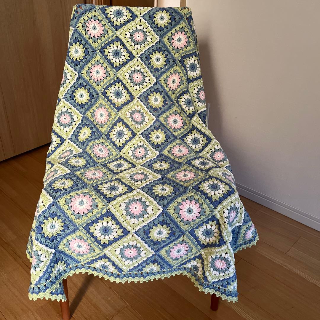『ブランケット〈睡蓮〉』ホビーラホビーレ〜手編み〜マルチカバー