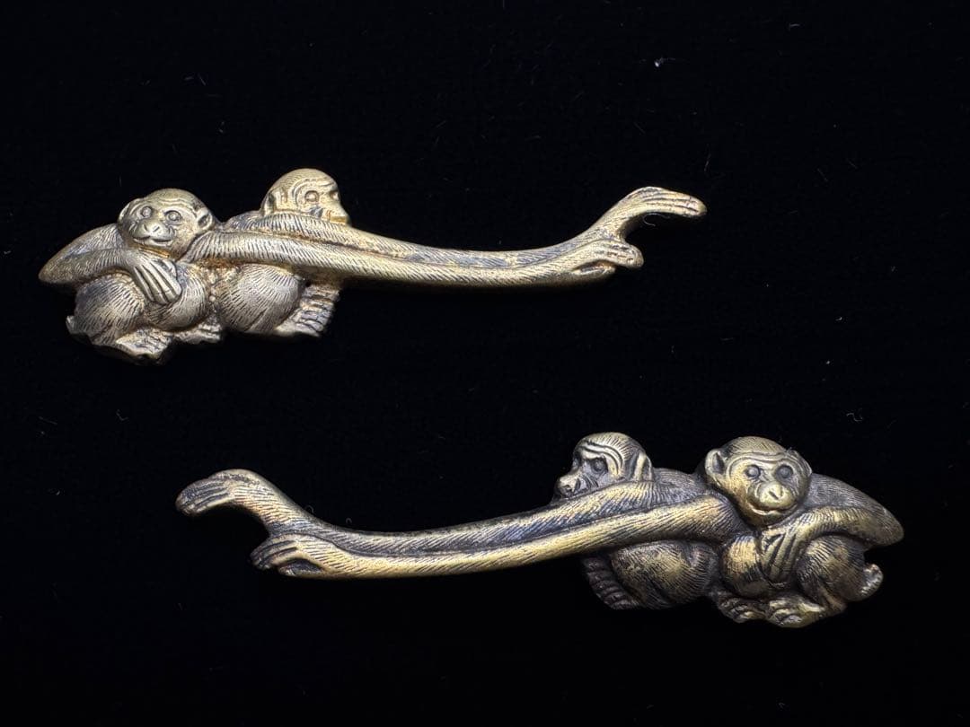 無銘 目貫 二匹手長猿図 猿猴 日本刀 刀装具 骨董 古美術 江戸時代 時代物