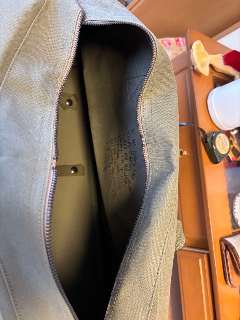 バズリクソンズU.S. AIR FORCE グレー フリーバッグ