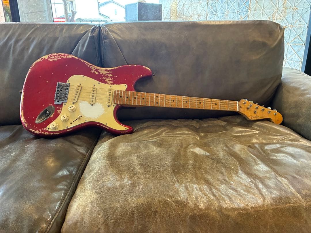 ストラトキャスター　ハードレリック Fender 1963 Stratocaster super heavy relic 2024年製 - YouTube