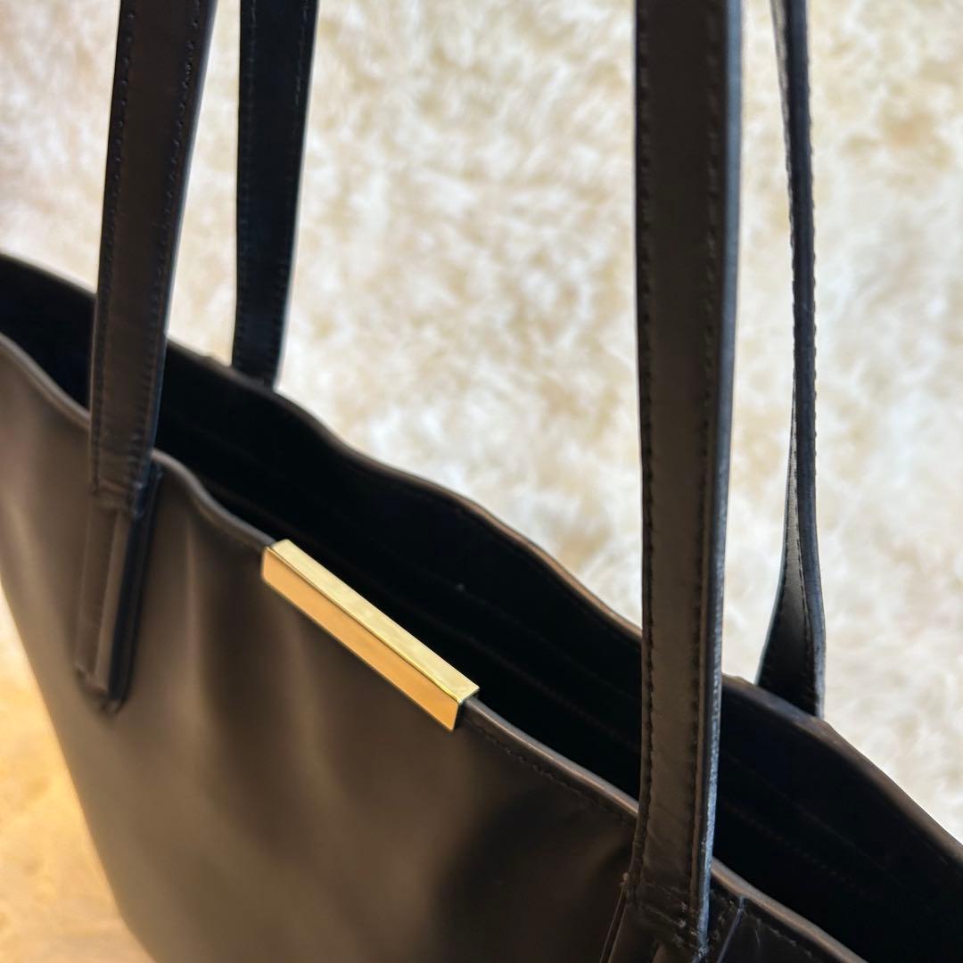 バーニーズニューヨーク トートバッグ レザー 金具 黒 本革 肩掛け