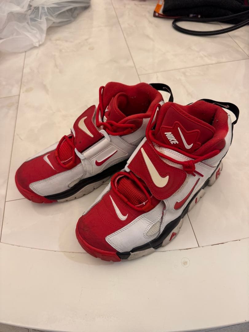 エアーバラージ　Nike Air Barrage Mid