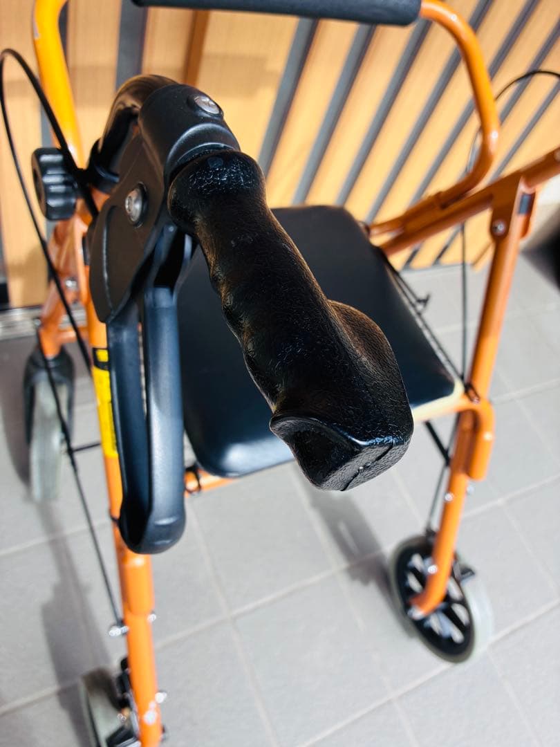 歩行器 竹虎 ハッピー II NB オレンジメタリック - メルカリ