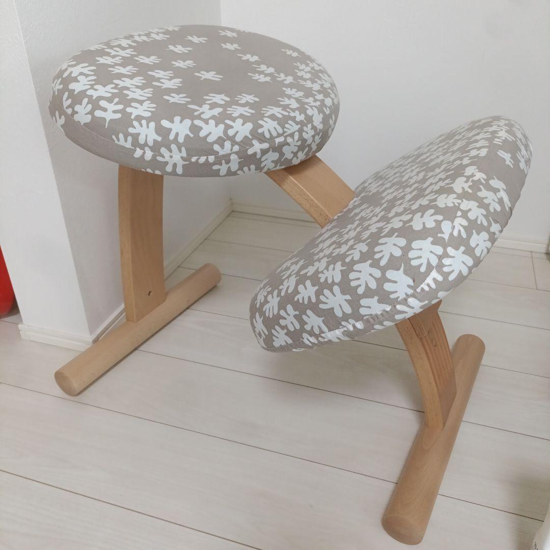 バランスイージー　姿勢矯正用クッション・学習椅子　緑