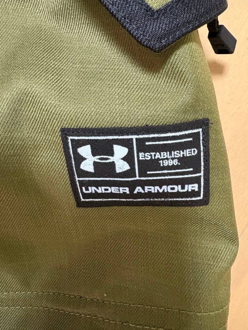 美中古】アンダーアーマー スノボウェア上下セット インナージャケット