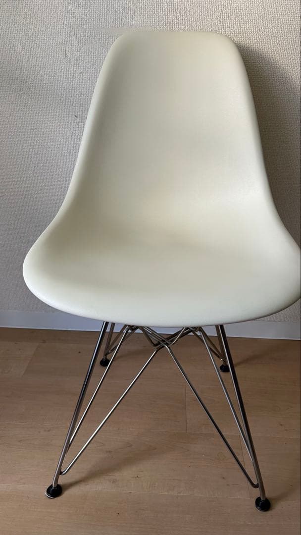 ハーマンミラー　シェルチェア