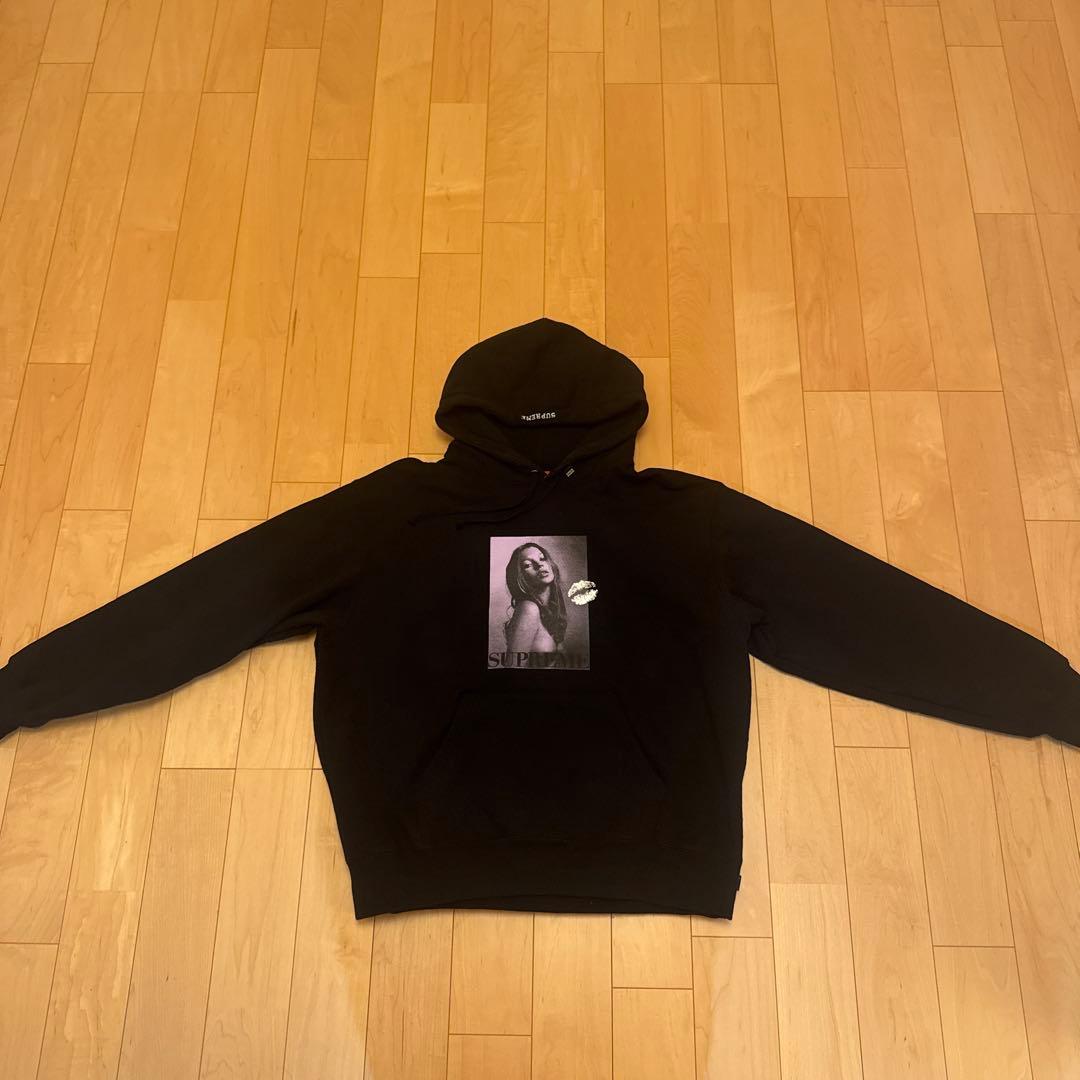 みっちゃん様　Supreme Kate Moss フーディー \"Black\" M