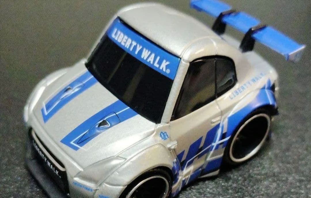 LIBERTY WALK GT-R ミニカー 新品未開封 1個
